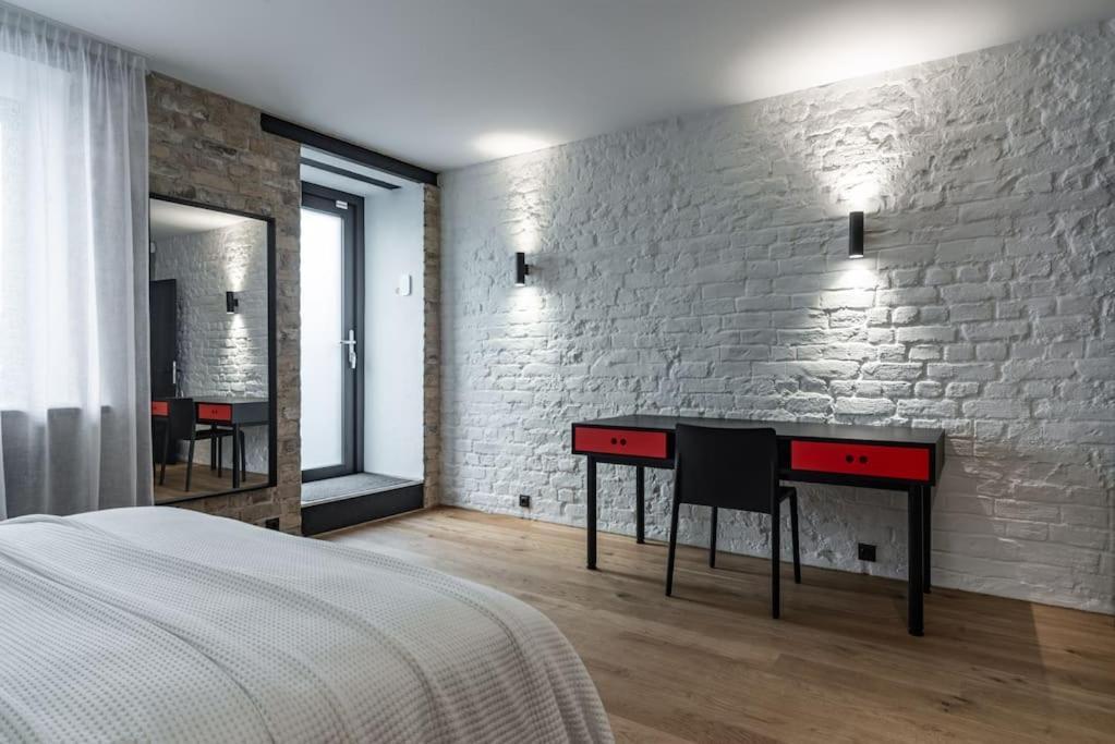3 Storey With A Character And A Terrace Apartment *