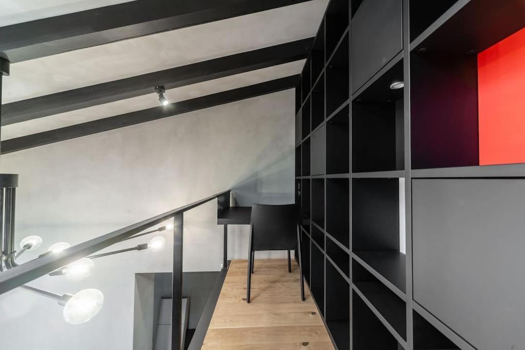 Apartment 3 Storey With A Character And A Terrace *